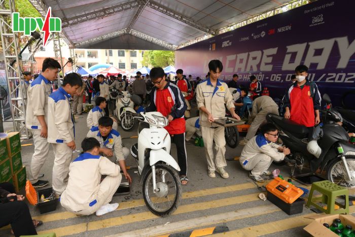 Eni-Florence đồng hành cùng ngày hội chăm sóc xe