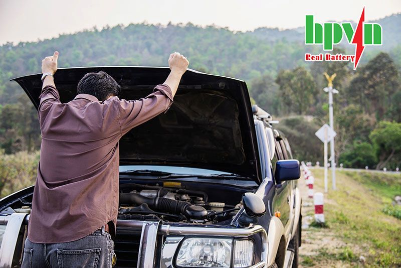 dấu hiệu ắc quy ô tô cần được thay thế