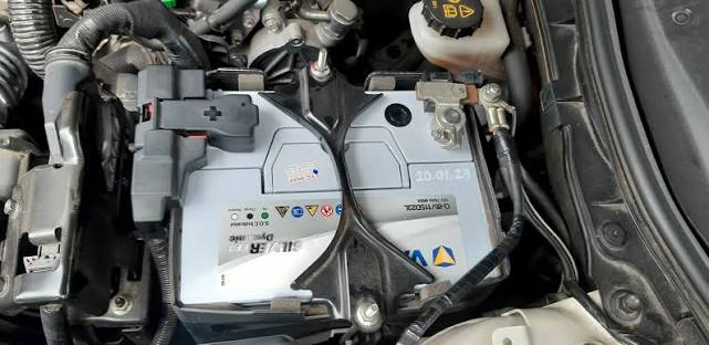 Dấu hiệu thay bình ắc quy xe Audi Q7