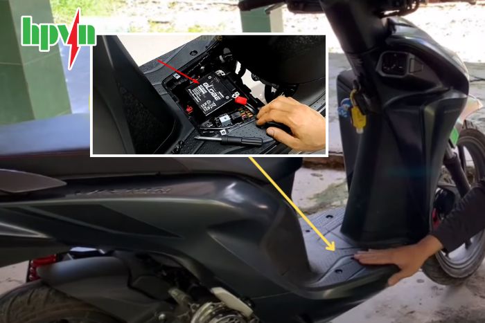 Vị trí ắc quy xe Vision đời mới 